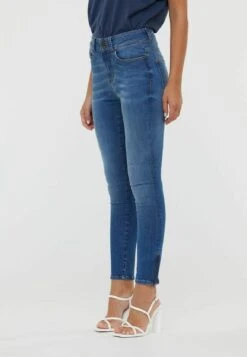 Lee Cooper Lc115F - Slim Fit Jeans - Medium Bright Blue 6 Lee Cooper Lc115F - Slim Fit Jeans - Medium Bright Blue -Lee Cooper 867550a88c7d465e83e503a935bcaf9e