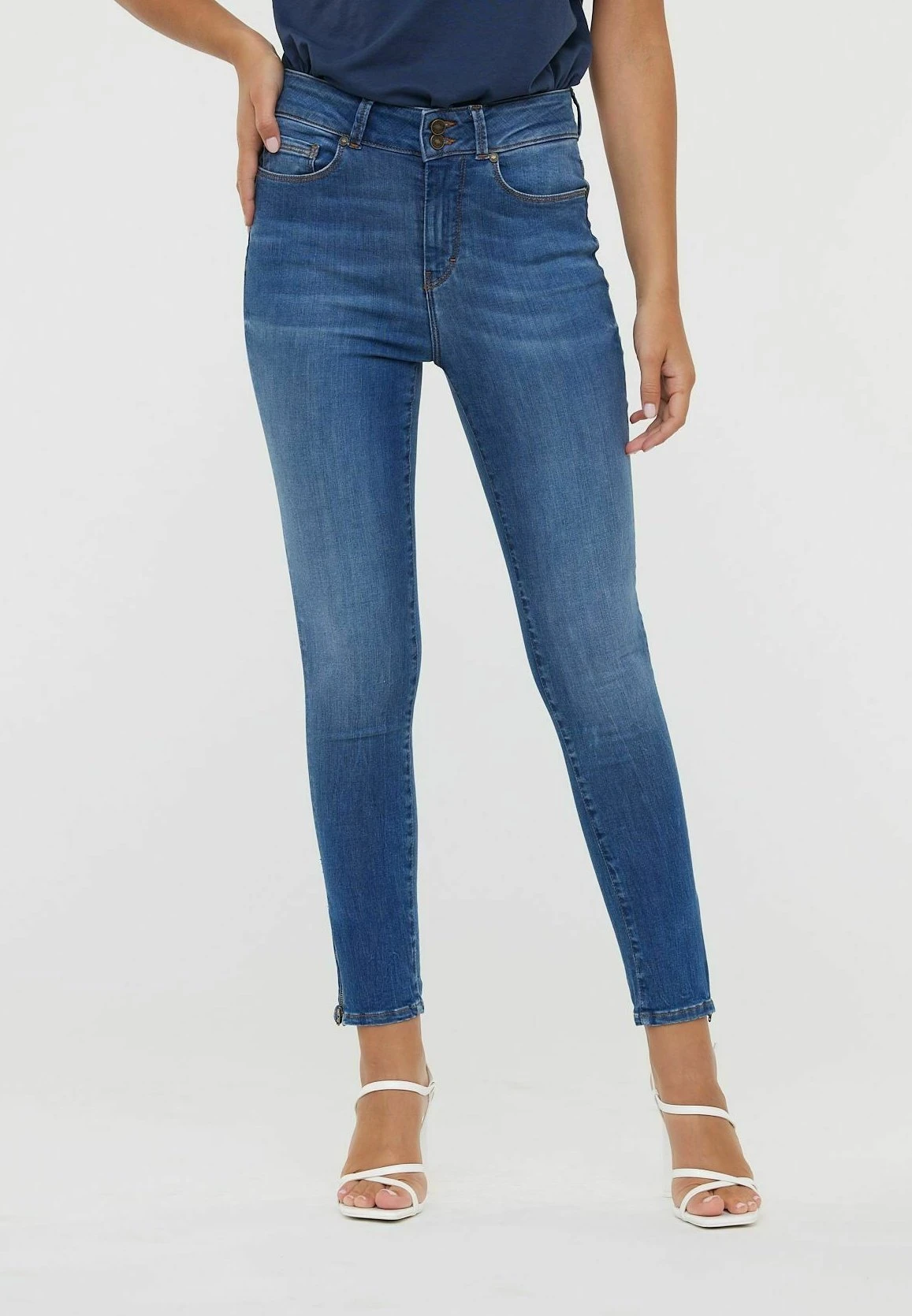 Lee Cooper Lc115F - Slim Fit Jeans - Medium Bright Blue 1 Lee Cooper Lc115F - Slim Fit Jeans - Medium Bright Blue