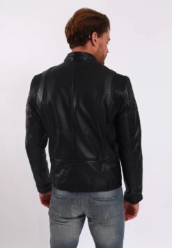 Lee Cooper Bacchus - Leren Jas - Black 6 Lee Cooper Bacchus - Leren Jas - Black -Lee Cooper a3cd74f81aaf4bb6ab28e0a385f4d4a2