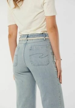 Lee Cooper Janel - Straight Leg Jeans - Blue 9 Lee Cooper Janel - Straight Leg Jeans - Blue -Lee Cooper fb57cd15bb4646f9848b2f03ddf45b5a